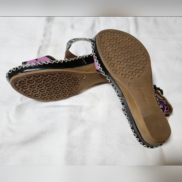 Floral Print Sandals by Socofy - Picture 2 of 2